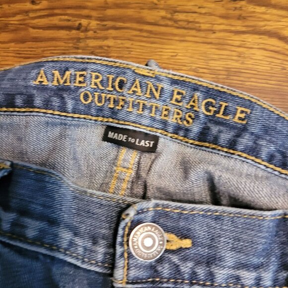 American Eagle Jeans 36x32 Made To Last Original Straight Medium Light Wash - Picture 4 of 11